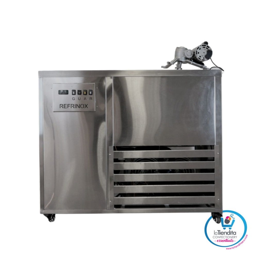 Commercial Ice Pop/Ice Cream maker machine (4 molds) Brazilian Design