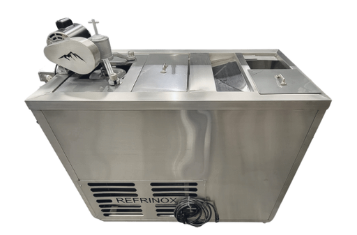 [062-32-403-E4] Máquina de helados/paletas con capacidad para 2 moldes estándar o 4 moldes tipo brasileño.